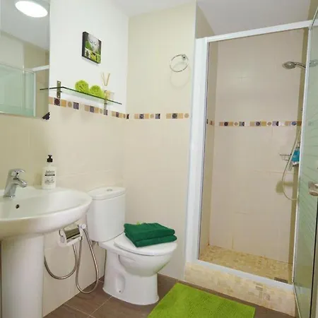 Parque Royal 1 * אדחה